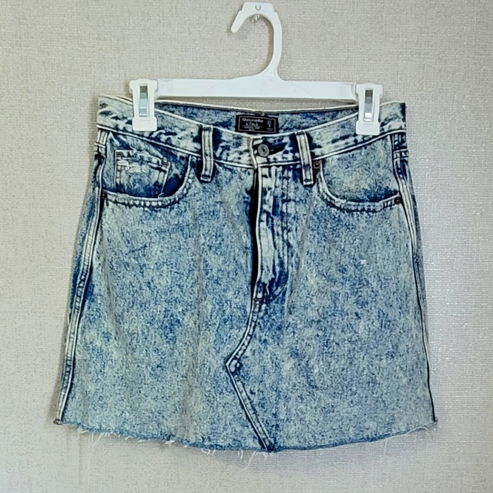 NEVER WORN A&F!